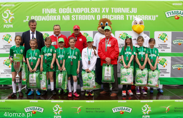 Drużyna dziewcząt w kategorii U-10 z Łomży siódma w Pucharze Tymbarku (fot. A. Kraszewski)