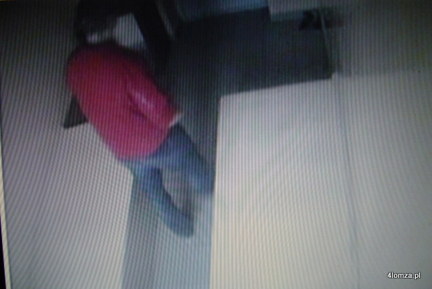 Mężczyzna, który napadł na sklep w Turośli. fot. KWP Białystok