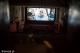 Projekcja filmu "Pitbull" Patryka Vegi widziane z okienka operatora