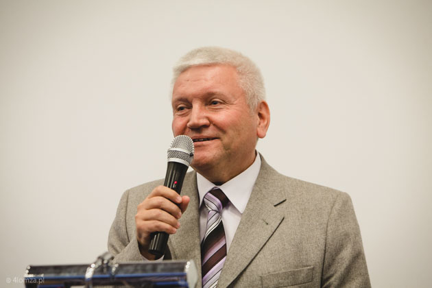 Dr Tadeusz Nowak
