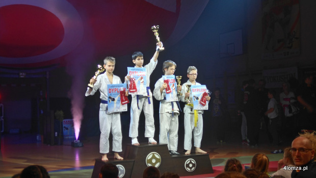 Akhmed Debizov - pierwsze miejsce  kategoria kumite semi kontakt chłopców 2003 – 2004 do 40 kg