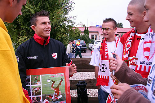 Rafał Boguski<br />
Bezcennny piłkarz<br />
sezonu 2004/2005 z kibicami