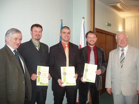 Od lewej: prof. dr hab. Adam Czesław Dobroński, Mariusz Staniurski, Marcin Wiliński, Tomasz Chojnowski i Zygmunt Zdanowicz