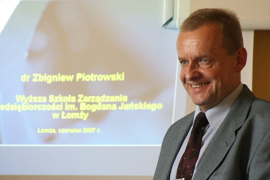 Michał Piskorz - kanclerz WSZiP w Łomży gospodarz spotkania 