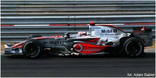 Fernando Alonso, McLaren Mercedes - fot. Adam Babiel