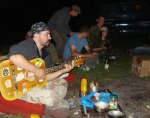 Foto: Mongoł, gitara i śpiew.