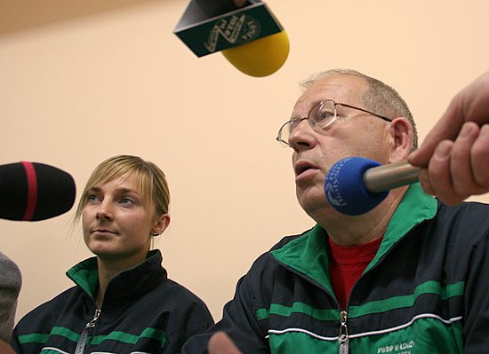 Kamila Świniarska i Wacław Tarnacki podczas konferencji prasowej 