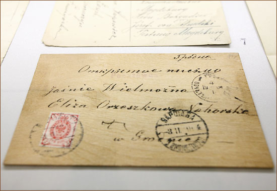 Drewniana pocztówka wysłana do Elizy Orzeszkowej w 1804 r.