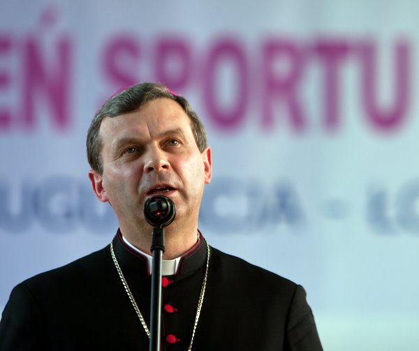 Biskup Tadeusz Bronakowski