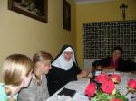 Siostra Wojciecha podczas rekolekcji dla dziewcząt