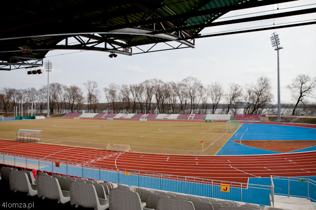Piłkarsko-lekkoatletyczny stadion miejski przy ul Zjazd w Łomży