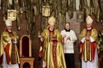 Foto: Arcybiskup Celestino Migliore, kardynał Marc Ouellet, ks. bp Janusz Stepnowski, ks. bp emeryt Stanisław Stefanek