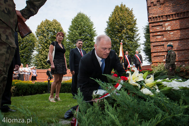 Poseł RP Lech Antoni Kołakowski (PiS), radna Bernadeta Krynicka i Jan Olszewski