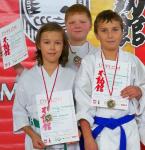 Foto: Karatecy na medale...