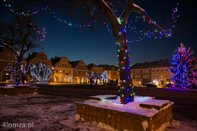 Łomża, odśnieżony Stary Rynek