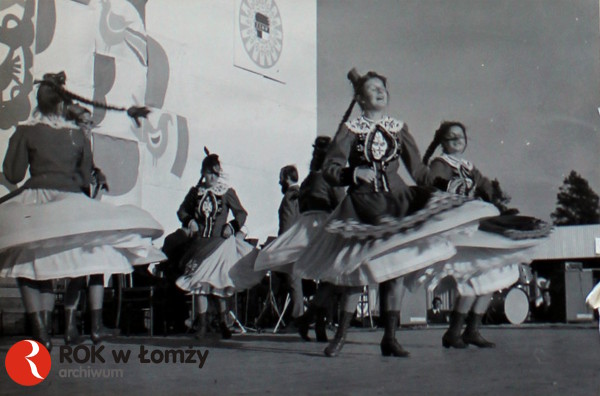 Wrzesień 1973
Odbyły się Dożynki Centralne w Białymstoku, w programie wzięły udział zespoły i soliści związane z WDK.