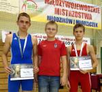 Foto: Zapaśnicy z medalami