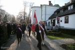 Foto: Uroczystości przed tablicą upamiętniającą Romana Dmowskiego w Drozdowie