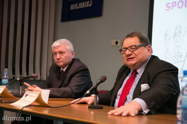 Tadeusz Nowak (pełnomocnik stowarzyszenia na województwo podlaskie) i poseł Ryszard Kalisz