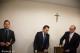 Łukasz Kacprowski (radny), Mariusz Chrzanowski i Karol Cuch na pierwszej konferencji prasowej po wygraniu przez Chrzanowskiego wyborów na prezydenta Łomży