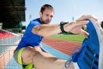 Artur Zaczek trenuje na stadionie w Łomży