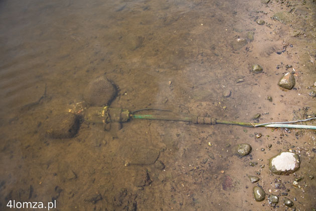 21.08.2015 Rakowo Czachy, liczne pompy pobierają wodę z rzeki Narew