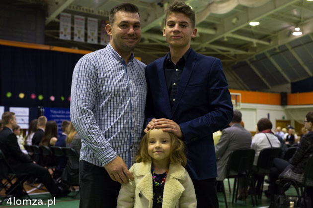 Eryk Pawczyński, pięściarz BKS Tiger, z tatą Michałem i siostrą Andżeliką