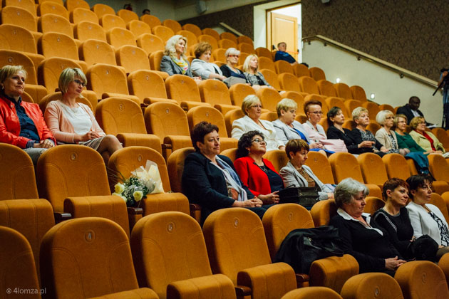 Goście jubileuszu XXV-lecia samorządu pielęgniarskiego w Centrum Kultury w Łomży