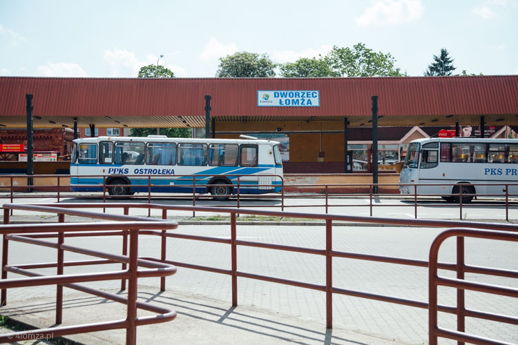 Dworzec autobusowy przy skrzyżowaniu Alei Legionów z Sikorskiego. W tym miejscu w ramach PPP ma powstać 