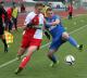 Zaledwie 16-letni napastnik, Michał Tarnowski (biało-czerwona koszulka) zagrał drugi mecz z rzędu w barwach seniorskiego ŁKS-u od pierwszej minuty