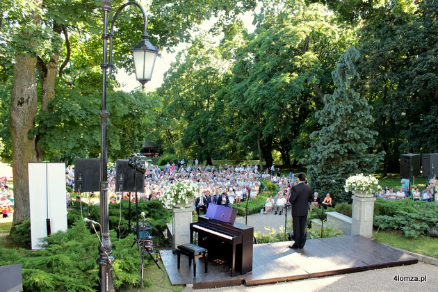 Koncert finałowy w parku przy dworku Lutosławskich