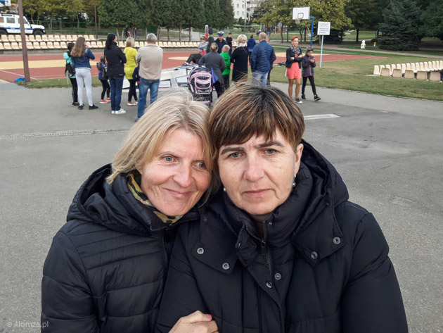 Siostry: Barbara Matyszewska i Mariola Paszczyk