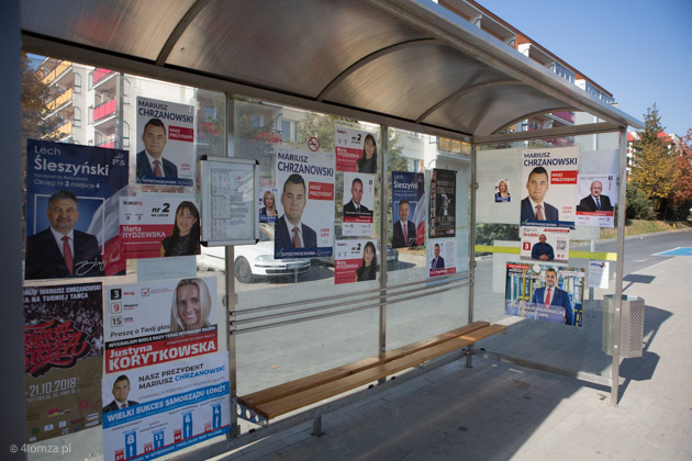 Przystanek MPK ul. Zawadzka w trakcie jesiennej kampanii wyborczej