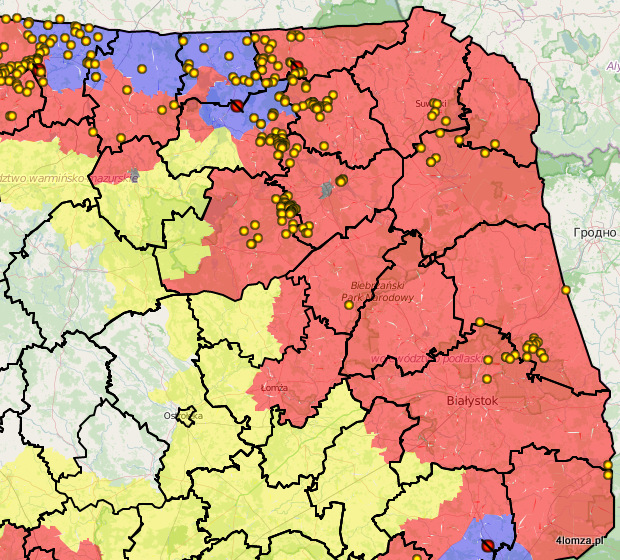 Mapa z zaznaczonymi tegorocznymi przypadkami ASF: żółta kropka u dzików, czerwona u świń w gospodarstwach rolnych