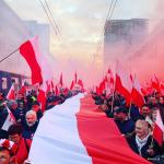 Foto: Flaga polska z Łomży pobiła rekord Polski w Marszu