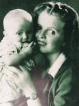 Foto: Halina Witkowska po wojnie z córką Danutą