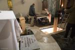 Foto: Przygotowywanie krypty pod kaplicą Matki Boskiej Pięknej Miłości