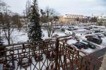 Foto: Odnowa kamienicy przy pl. Niepodległości 10, widok z balkonu