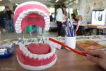 Foto: Prawidłowe mycie zębów daje więcej korzyści niż...