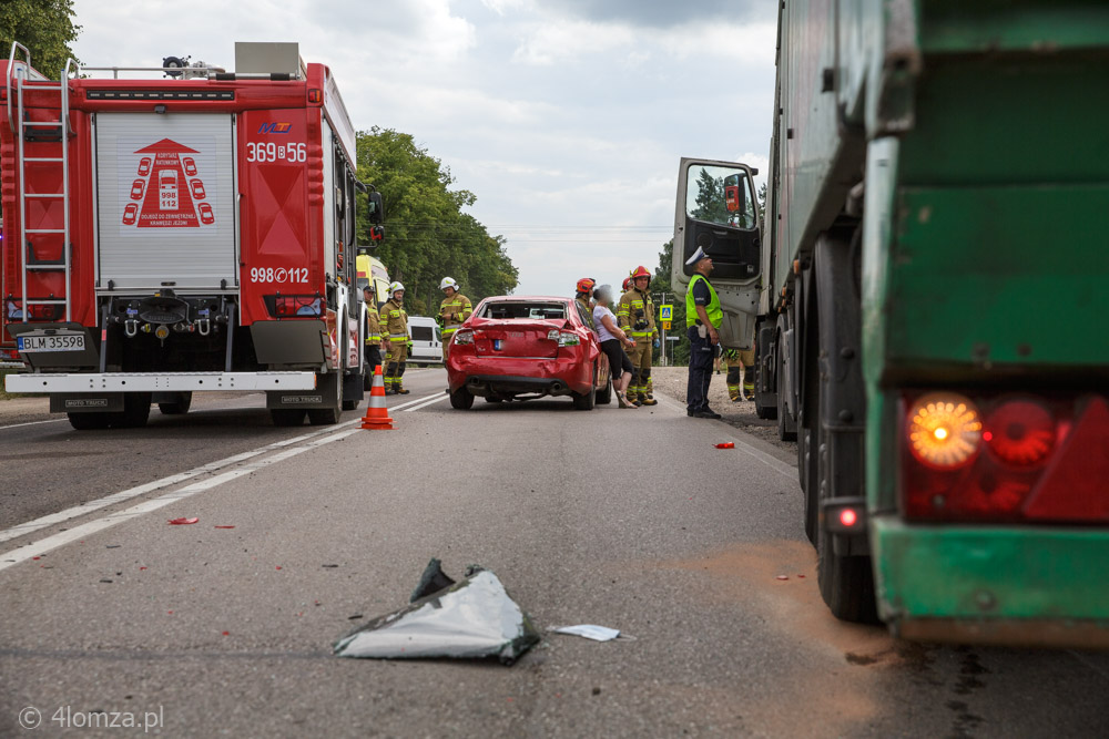  Foto: Zderzenia ciężarówki i osobówki w Wygodzie