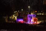 Foto: Częściowo świecąca lokomotywa w Parku Pana Pawła II