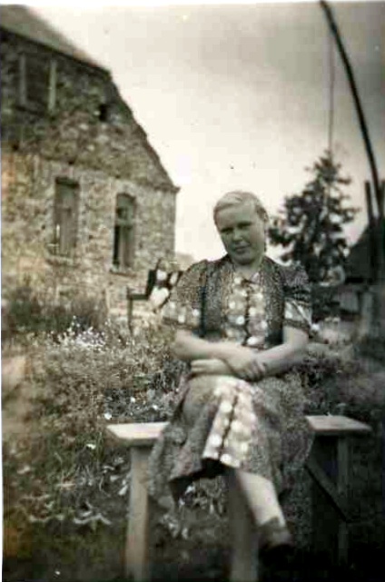 Stefania Sokołowska w latach 50-tych w Podgórzu