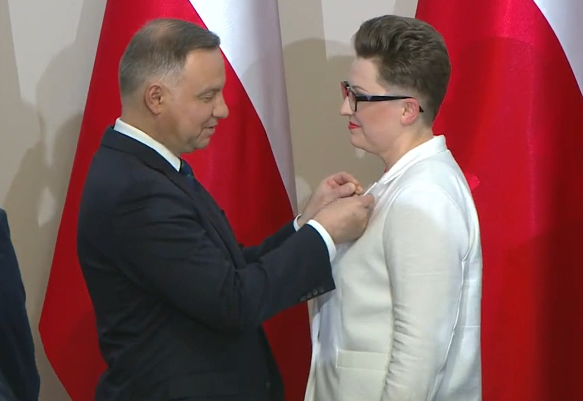 Prezydent RP Andrzej Duda i wicestarosta Powiatu Łomżyńskiego Maria Dziekońska