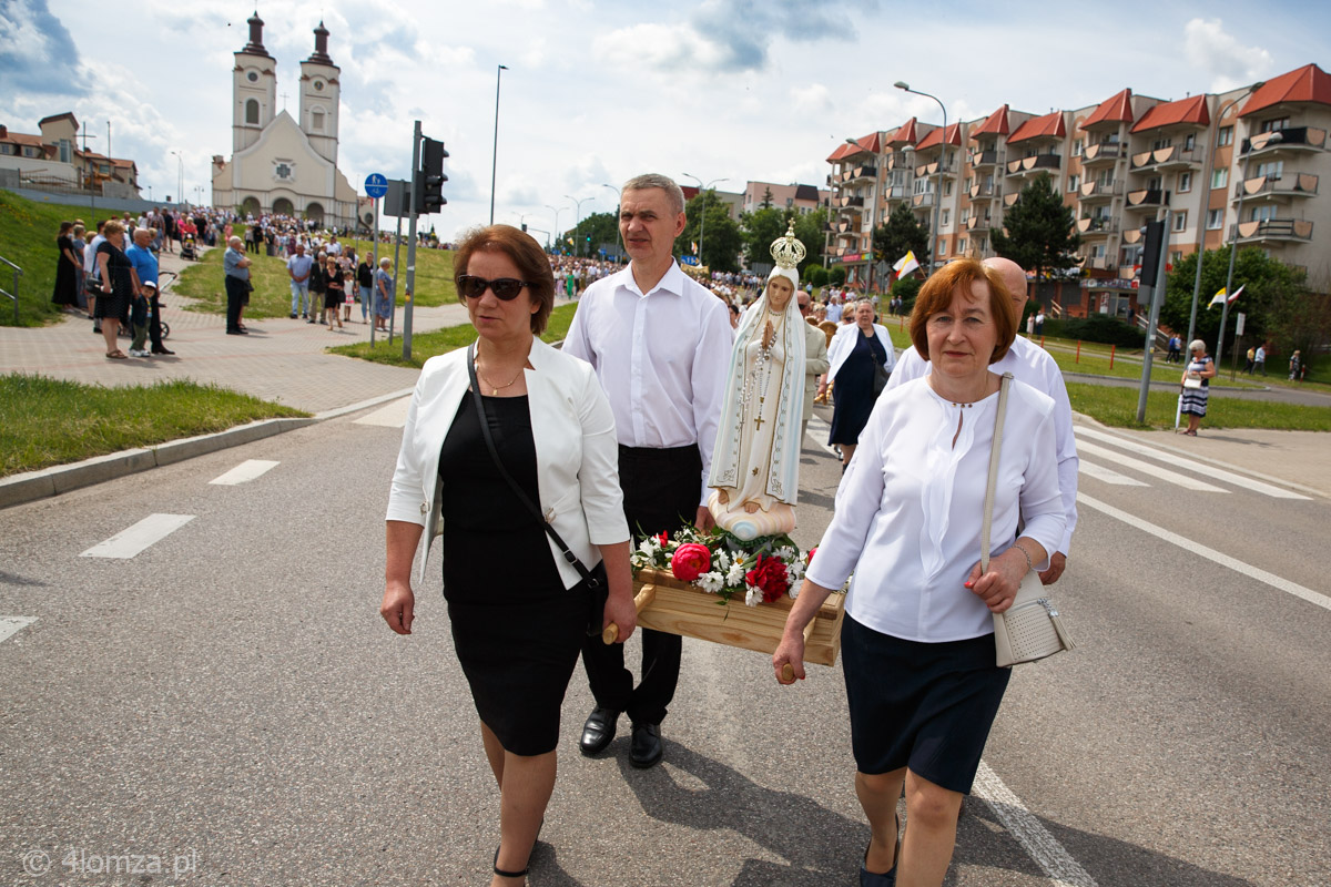 Procesja Bożego Ciała w Parafii Krzyża Świętego w Łomży