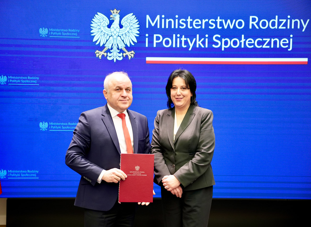Krzysztof Kozicki i wiceminister, pełnomocnik rządu ds. ekonomii społecznej Anita Czerwińska
