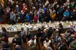 Foto: Święcenie pokarmów w kościele Krzyża Świętego w Łomży