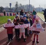 Foto: Dzieci w Piątnicy pobiegły dla Dzieci Sybiru