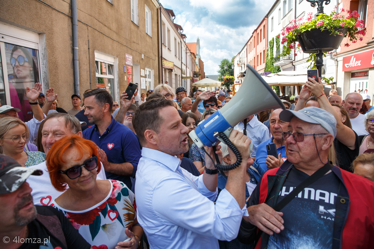 Rafał Trzaskowski w Łomży podczas kampanii parlamentarnej w 2023 roku